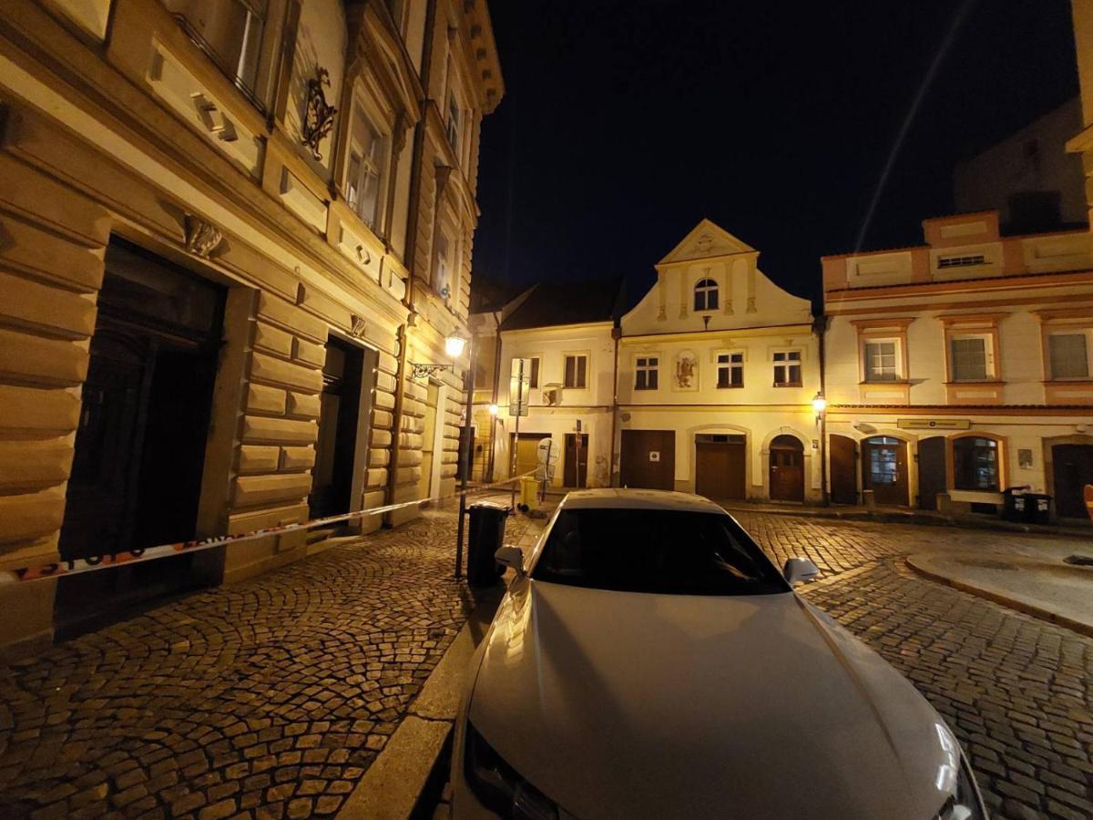 Byt 2+Kk Na Velkem Namesti Hradec Králové 外观 照片